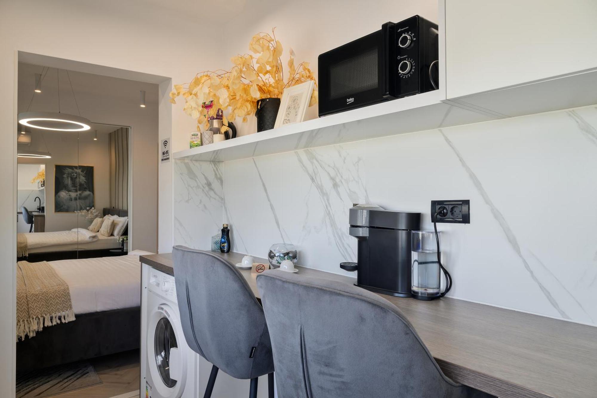 City View - Luxury Apartment A - Old City - Victoriei Бухарест Екстер'єр фото