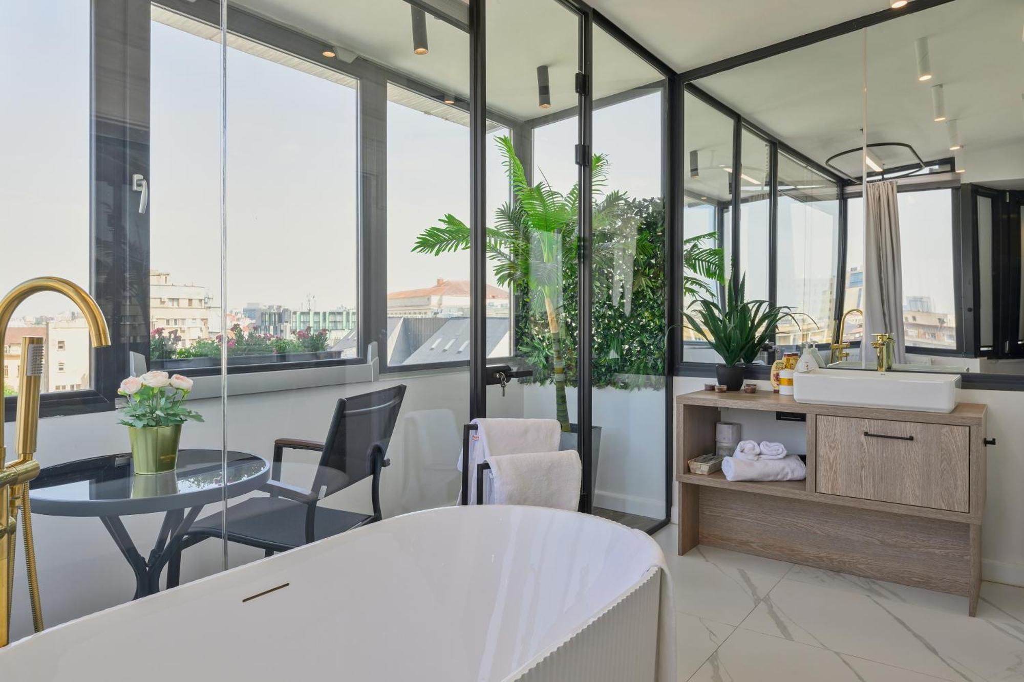 City View - Luxury Apartment A - Old City - Victoriei Бухарест Екстер'єр фото